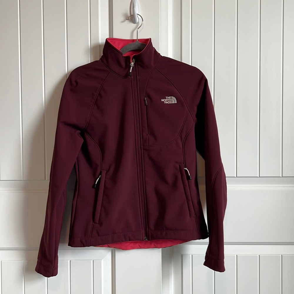 The North Face Womens Large Burgundy Red Fleece Lined Jacket